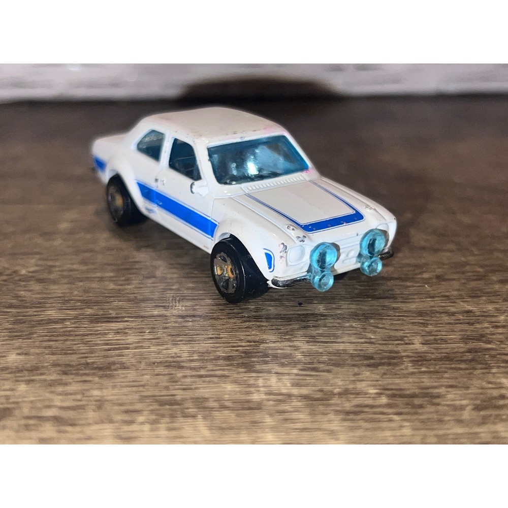 Hot Wheels‎ 2015 Workshop Series '70 Ford Escort RS1600 White Loose Diecast EUC